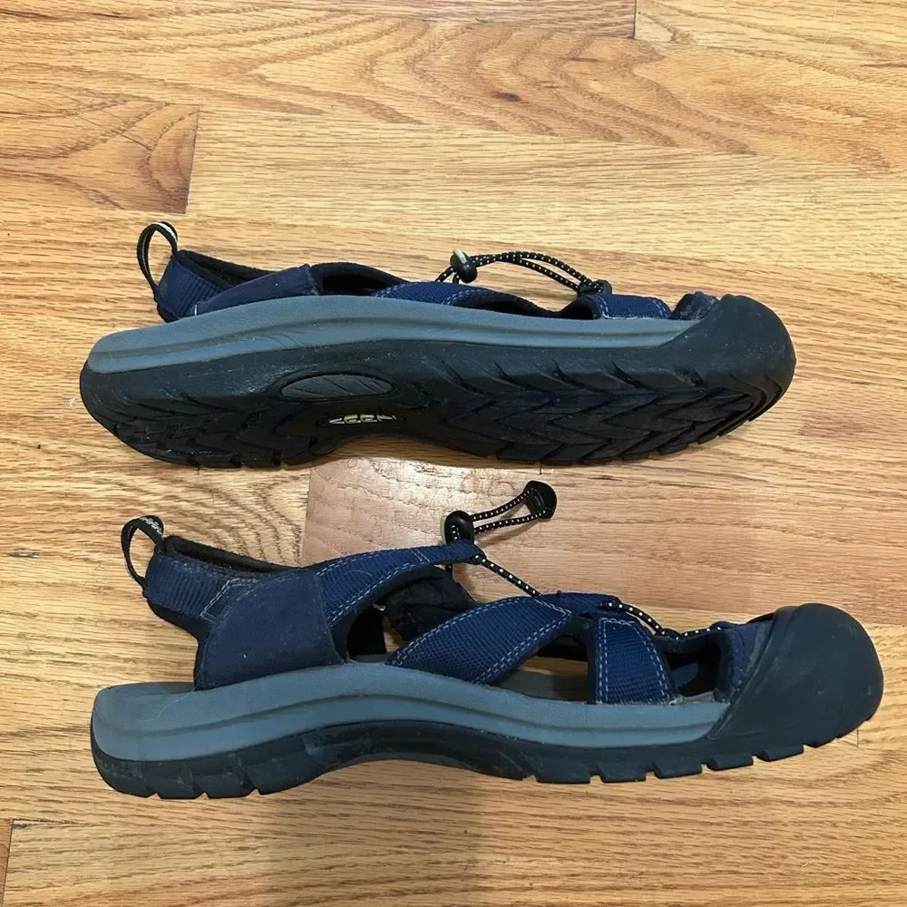 KEEN mens Newport Blue Sandal Shoes Size 11